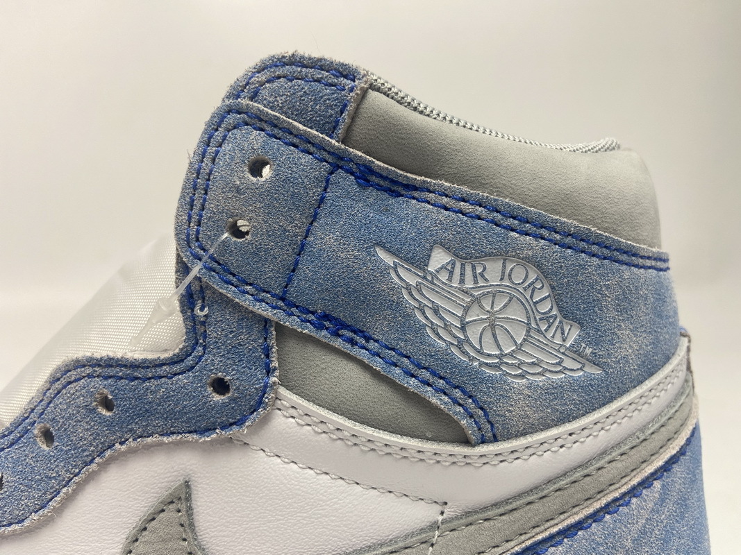 Jordan 1 Retro High Hyper Royal Smoke Grey (Mid Quality)