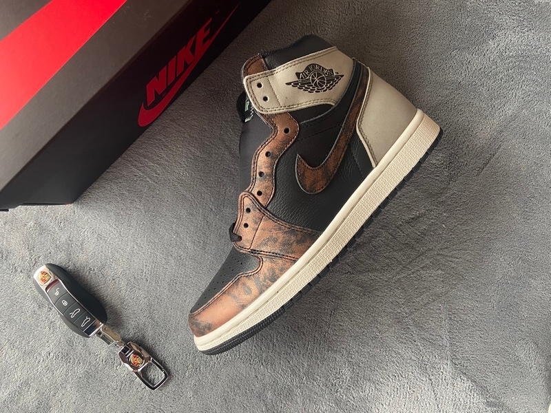 Jordan 1 Retro High Light Army Rust Shadow Patina (Mid Quality)
