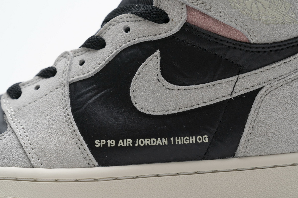 Jordan 1 Retro High Neutral Grey Hyper Crimson (Mid Quality)