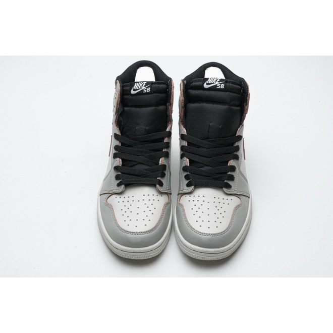 Jordan 1 Retro High OG Defiant SB NYC to Paris (Mid Quality)