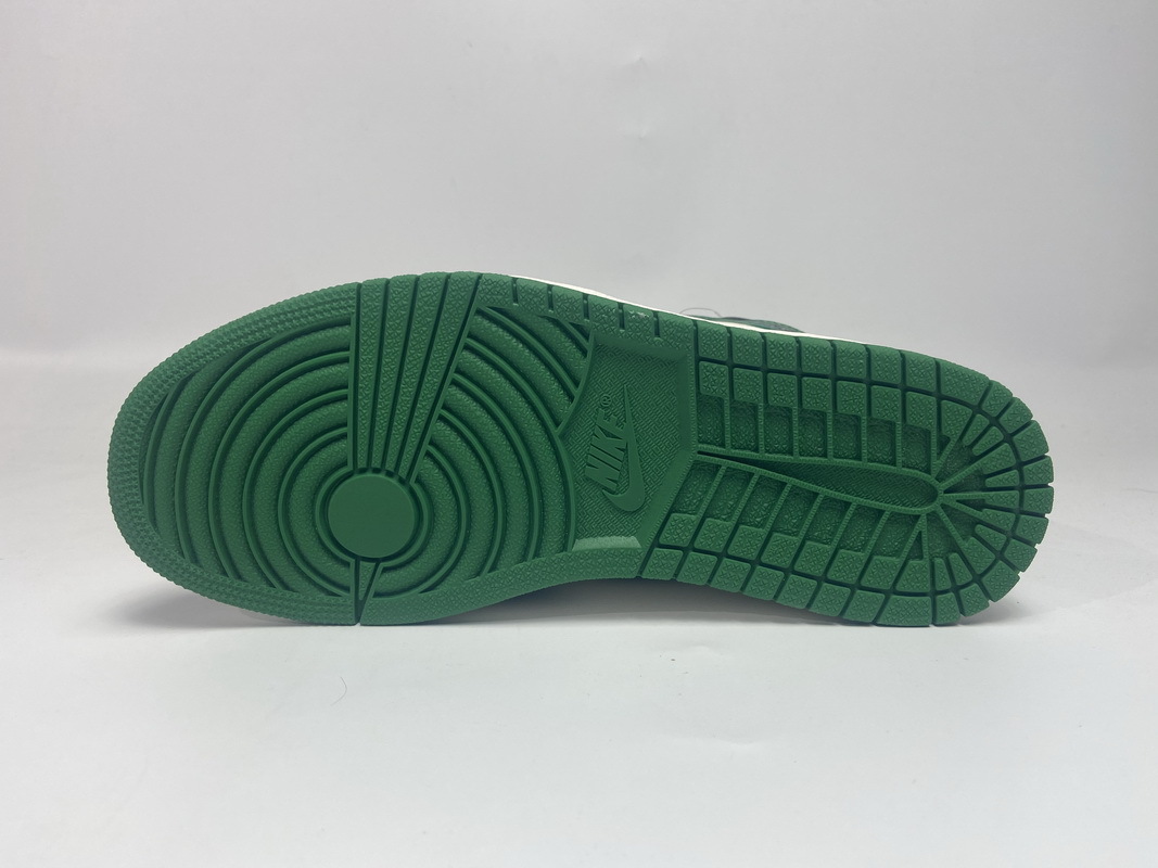 Jordan 1 Retro High Pine Green (Mid Quality)