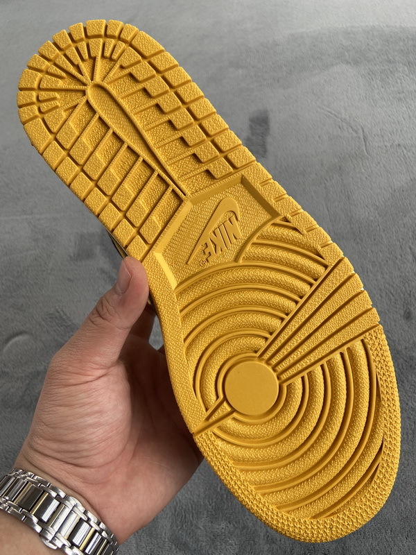 Jordan 1 Retro High Pollen (Mid Quality)