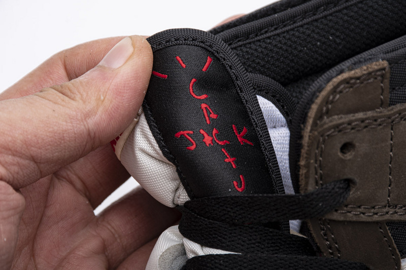 Jordan 1 Retro High Travis Scott (Top Quality)