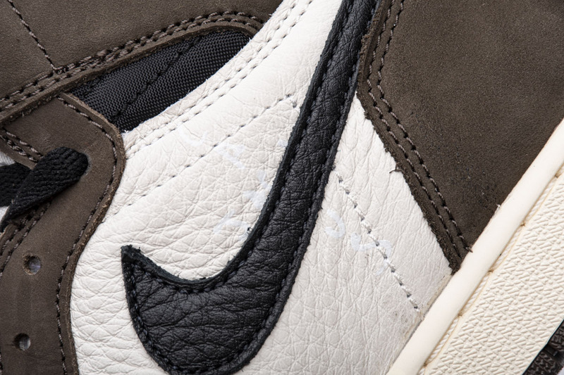 Jordan 1 Retro High Travis Scott (Top Quality)