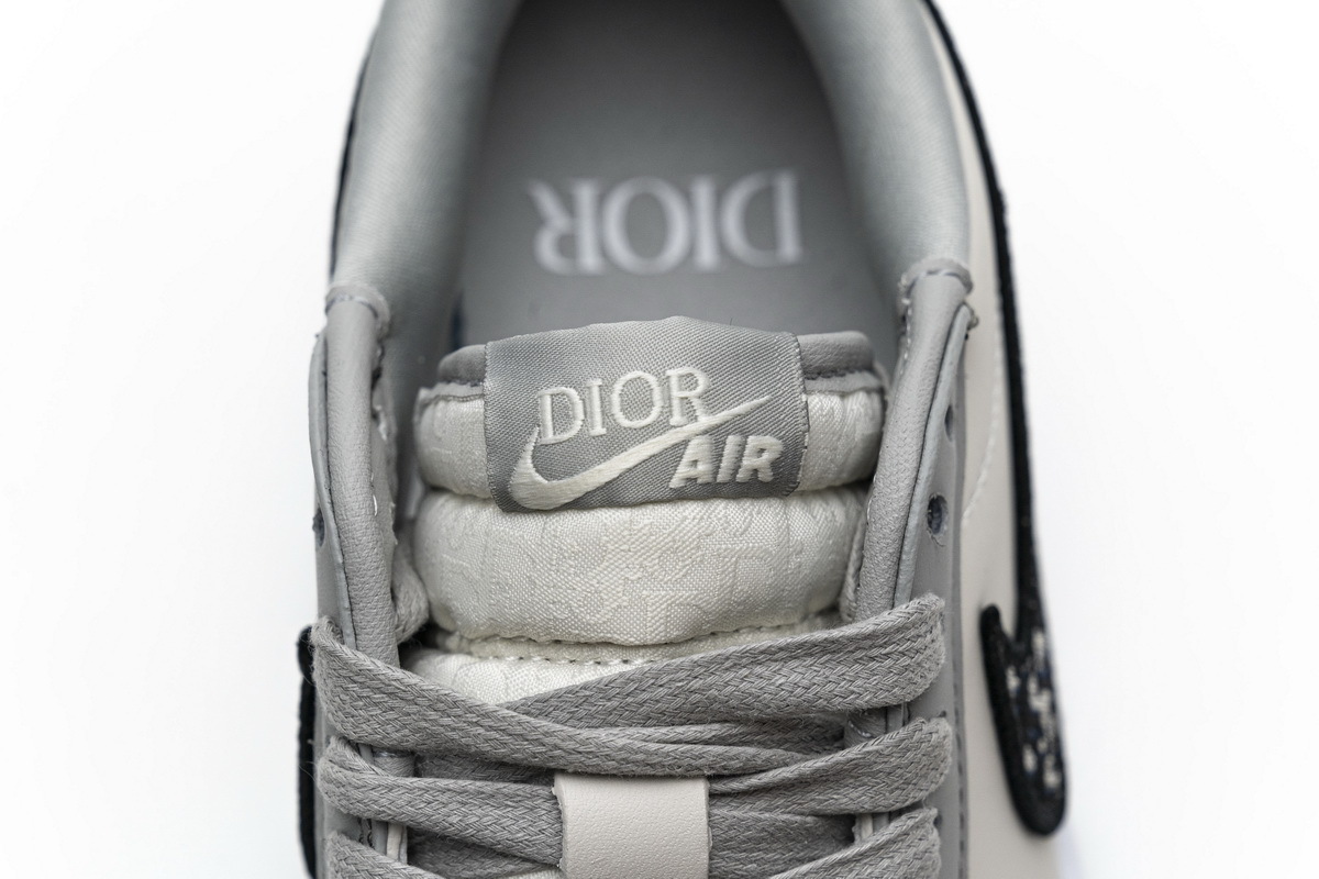 Jordan 1 Retro Low Dior (Top Quality)