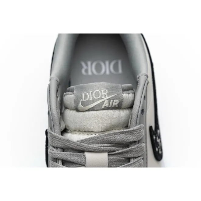 Jordan 1 Retro Low Dior (Top Quality)