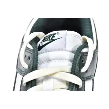 Nike Dunk Low Vintage Green (W) (Top Quality)
