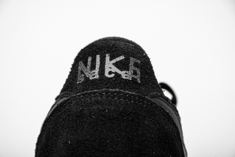 Nike LD Waffle sacai Black Nylon