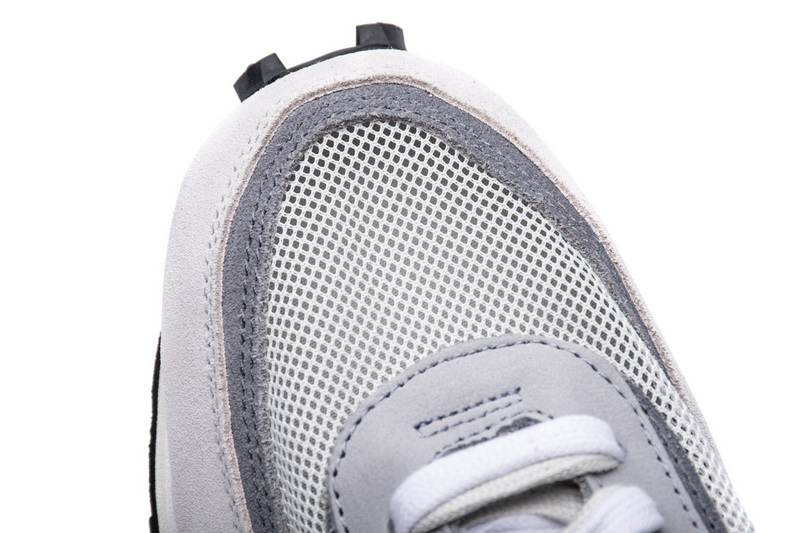 Nike LD Waffle sacai Summit White