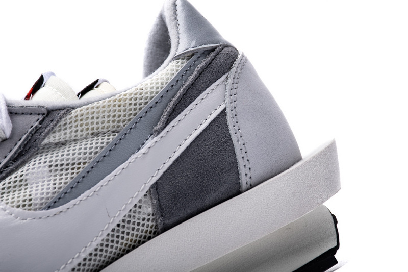 Nike LD Waffle sacai Summit White