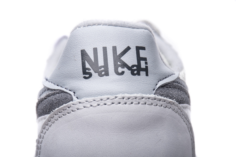 Nike LD Waffle sacai Summit White