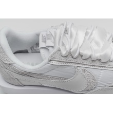 Nike LD Waffle sacai White Nylon