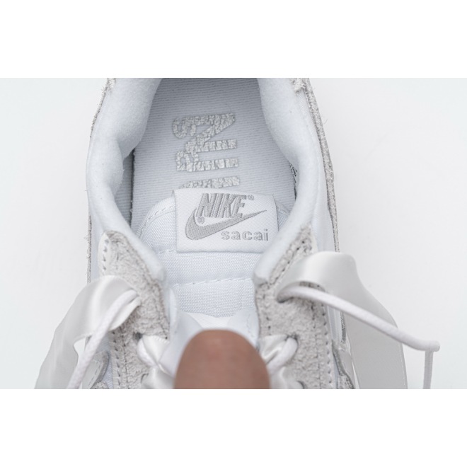 Nike LD Waffle sacai White Nylon