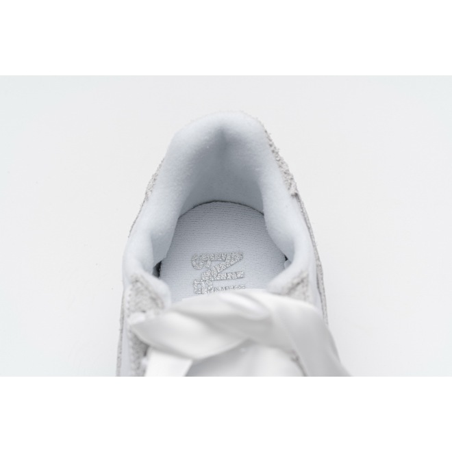 Nike LD Waffle sacai White Nylon