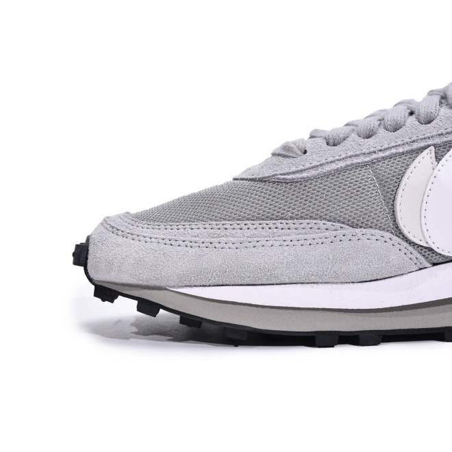 Nike LD Waffle SF sacai Fragment Grey