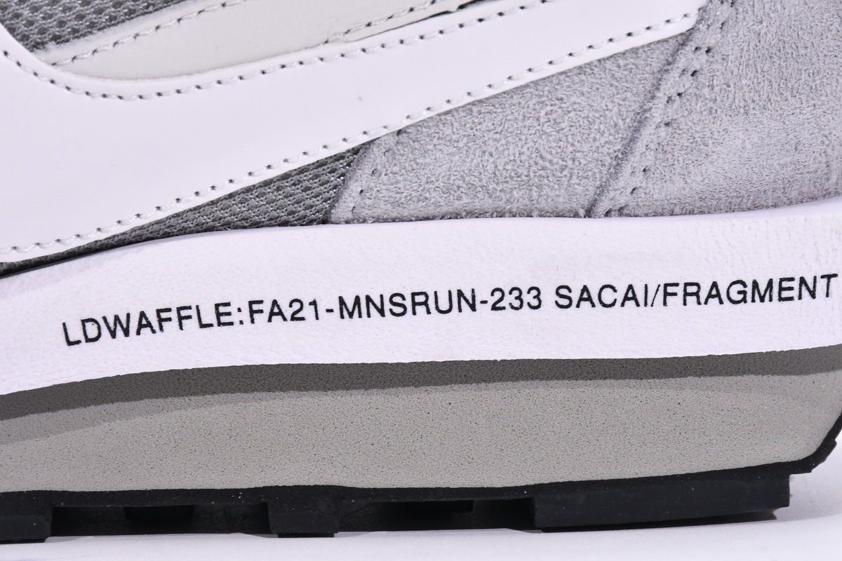Nike LD Waffle SF sacai Fragment Grey