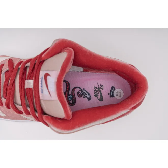 Nike SB Dunk Low StrangeLove Skateboards (Special Box) (Mid Quality)