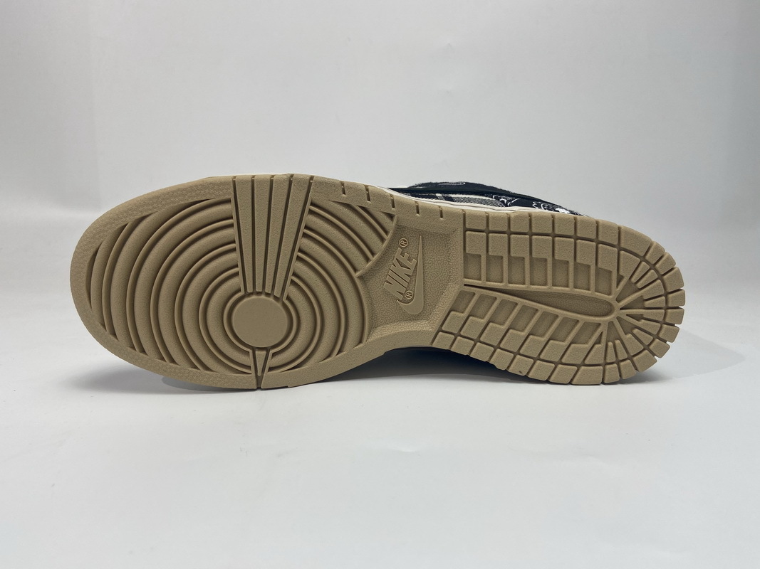 Nike SB Dunk Low Travis Scott (Special Box) (Mid Quality)