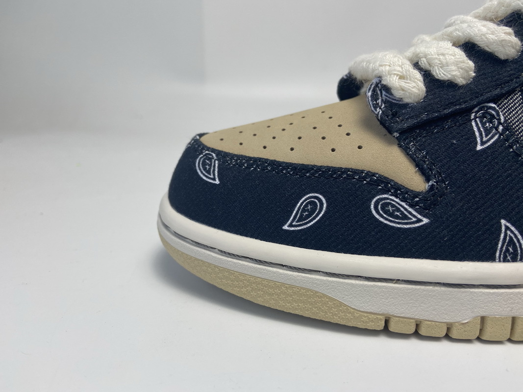 Nike SB Dunk Low Travis Scott (Special Box) (Top Quality)