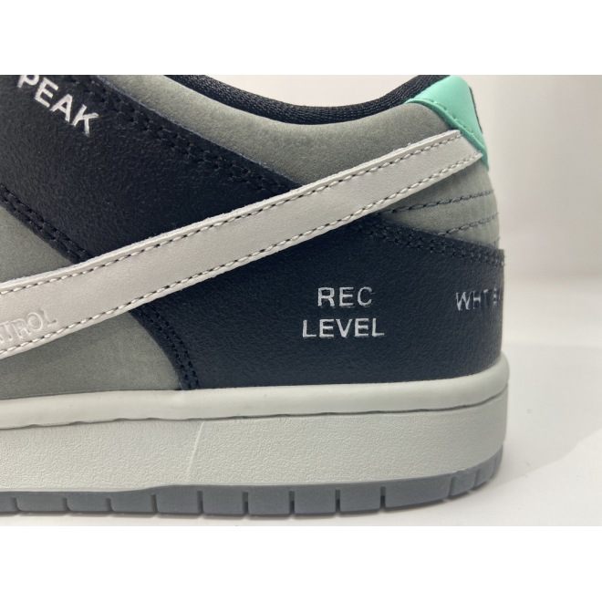 Nike SB Dunk Low VX1000 (Mid Quality)