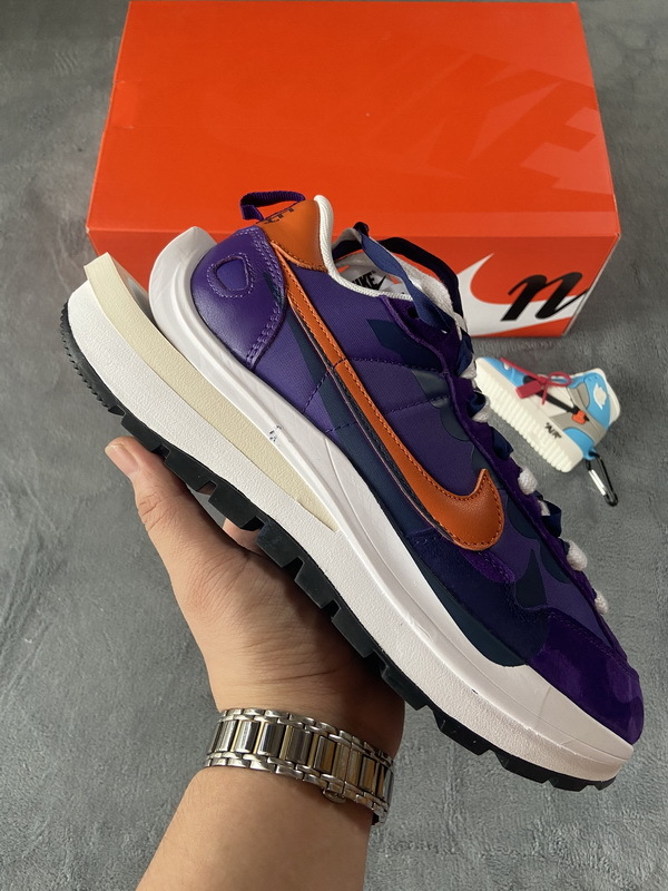 Nike Vaporwaffle sacai Dark Iris