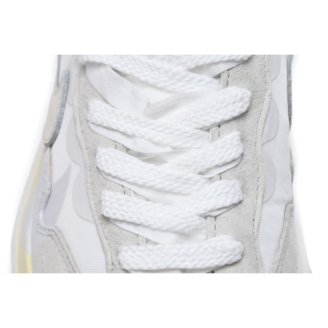 Nike Vaporwaffle sacai Sail Gum