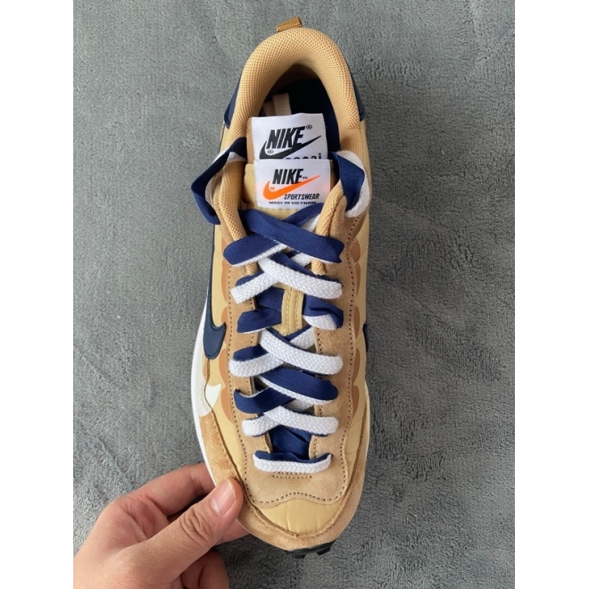 Nike Vaporwaffle sacai Sesame Blue Void