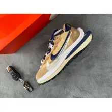 Nike Vaporwaffle sacai Sesame Blue Void