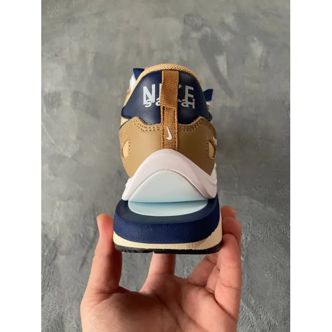 Nike Vaporwaffle sacai Sesame Blue Void