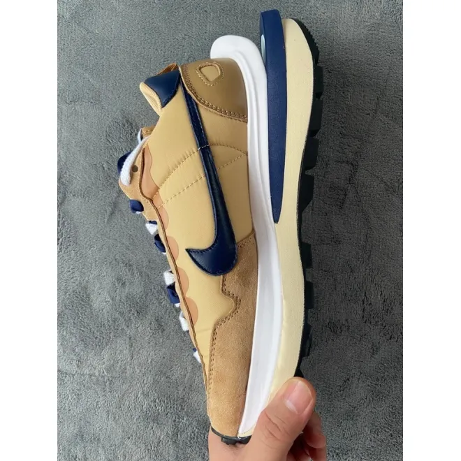 Nike Vaporwaffle sacai Sesame Blue Void