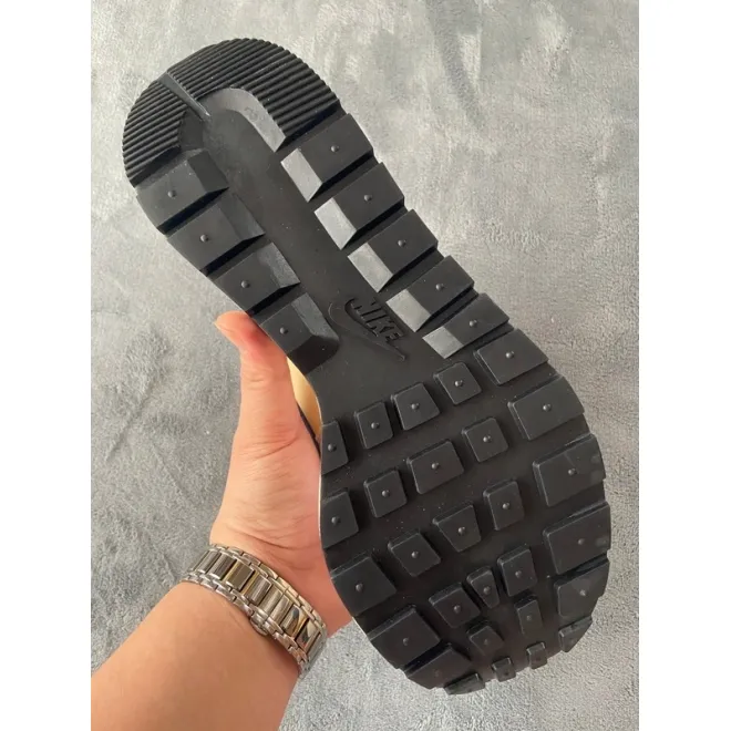 Nike Vaporwaffle sacai Sesame Blue Void