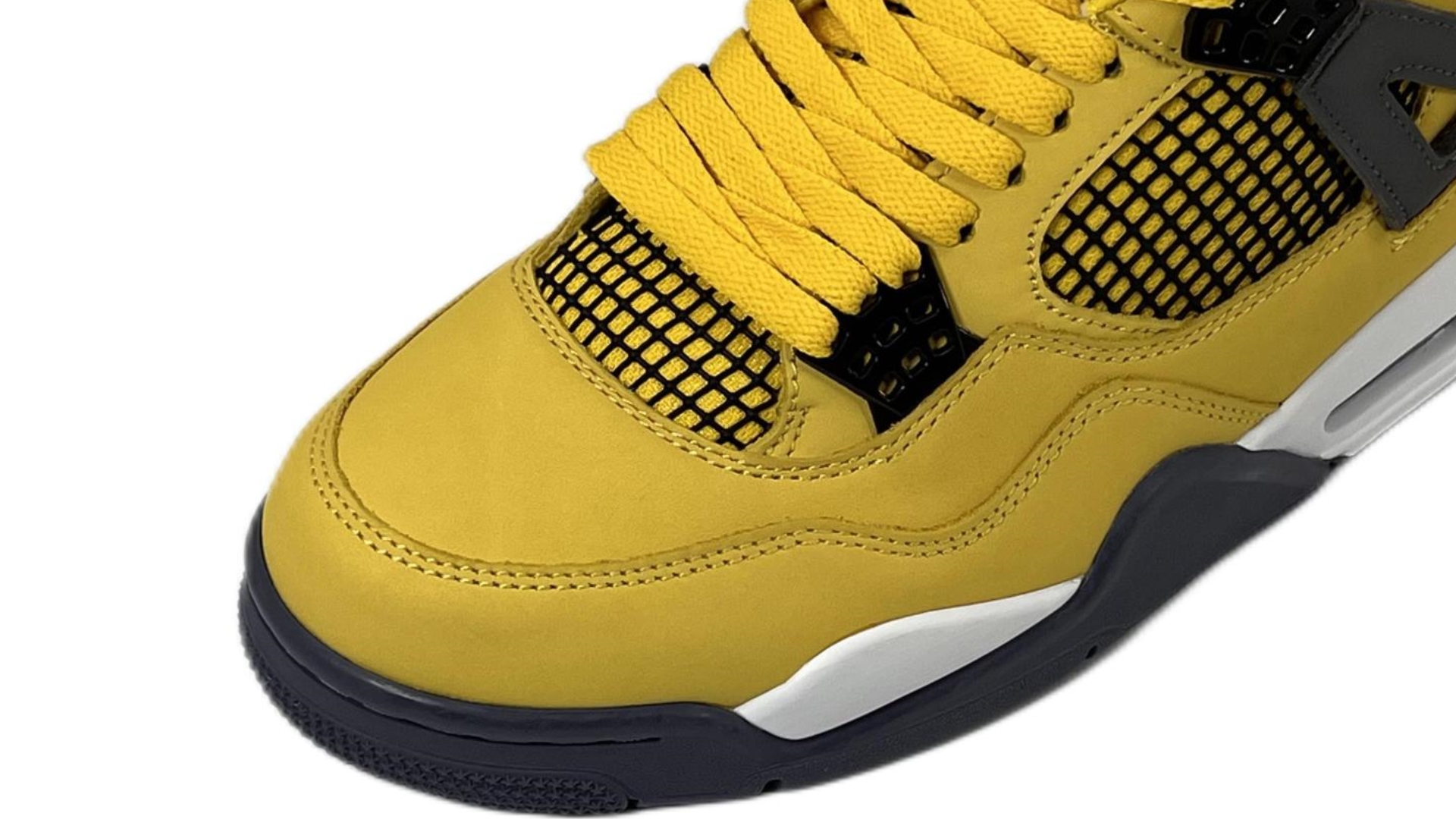 Jordan 4 Retro Lightning (2021)