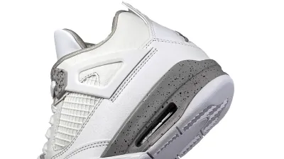 Jordan 4 Retro White Oreo (2021)