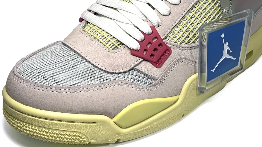 Jordan 4 Retro Union Guava Ice