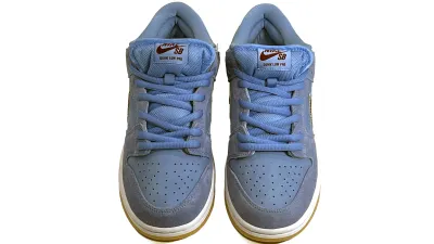 Nike SB Dunk Low Philadelphia Phillies