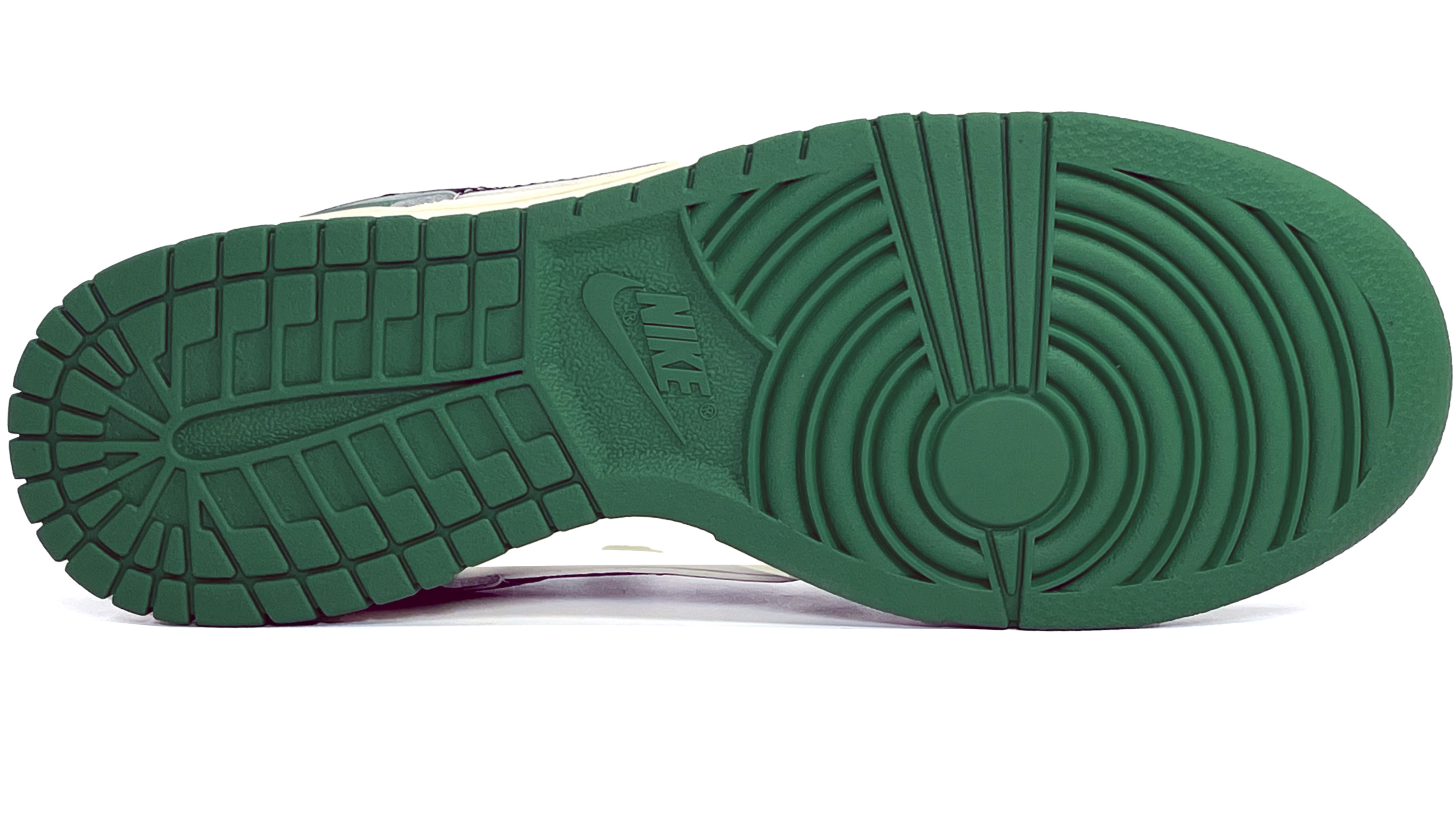 Nike Dunk Low SE Lottery Pack Malachite Green