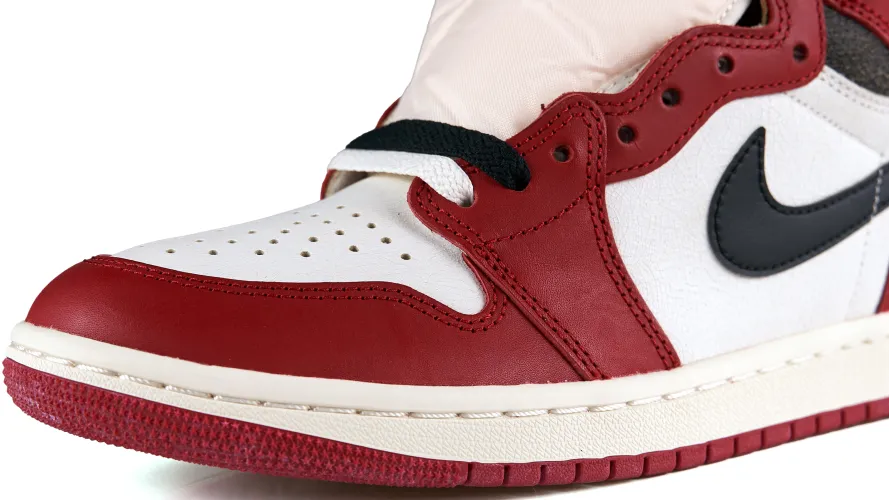 Jordan 1 Retro High OG Chicago Lost and Found