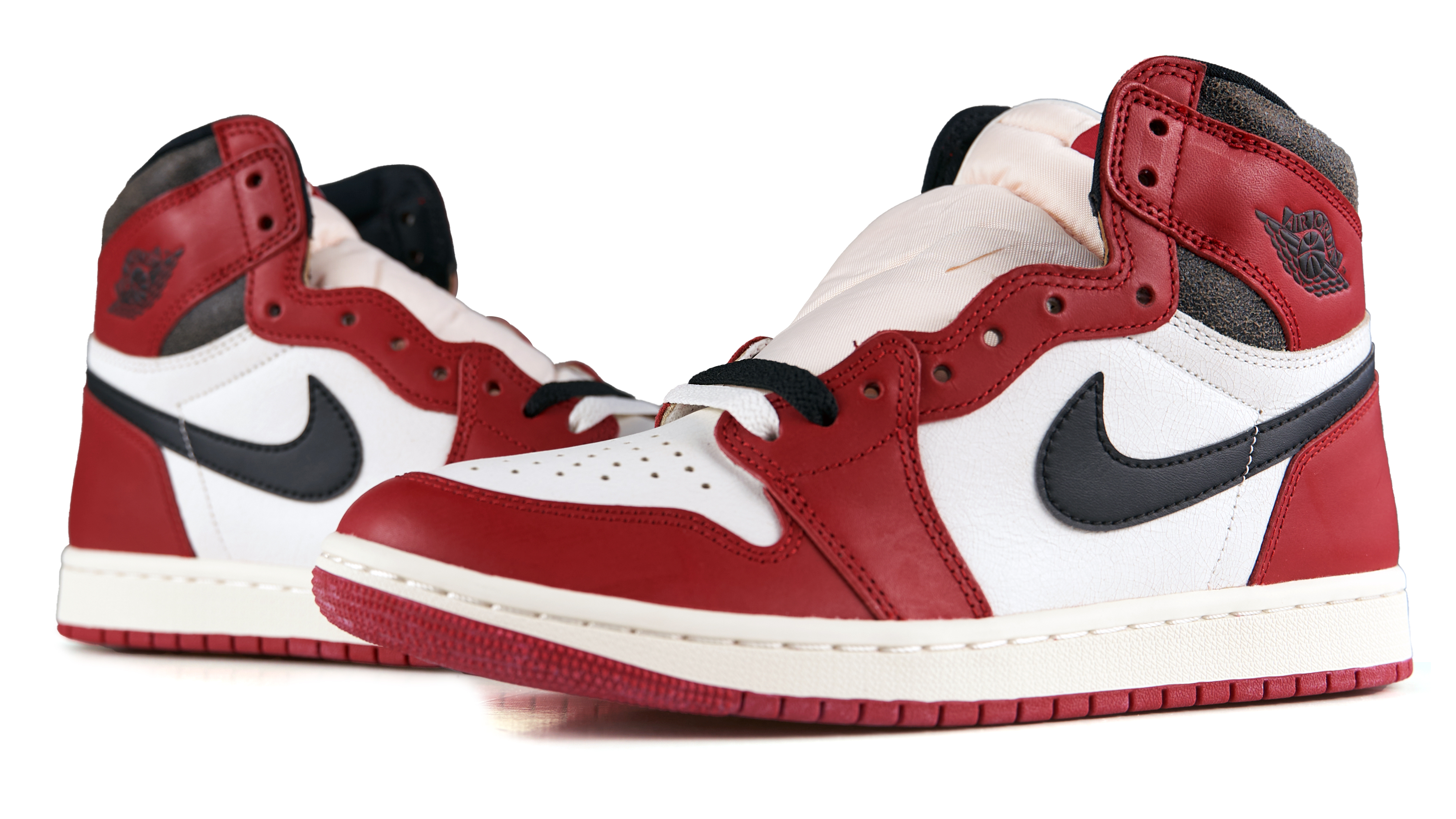 Jordan 1 Retro High OG Chicago Lost and Found