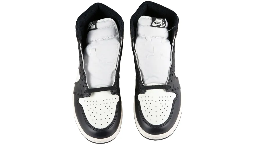 Jordan 1 Retro High  Dark Mocha
