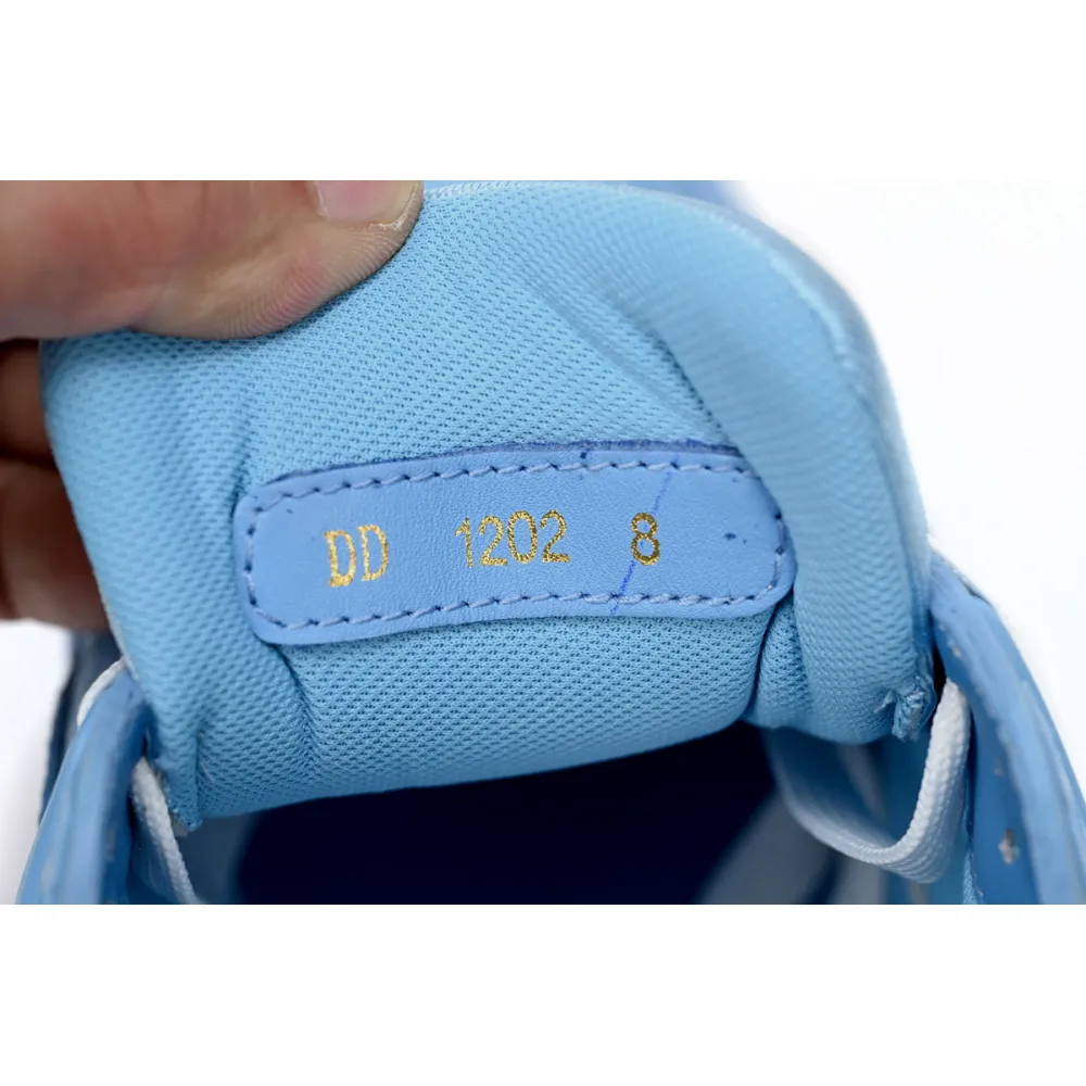 Replica Louis Vuitton Trainer All Blue Embossing,1AARFG