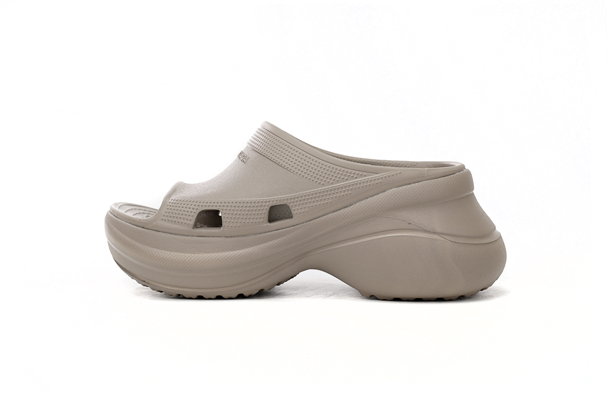 Replica BALENCIAGA Pool Crocs Beige,677386 W1S8E 2500