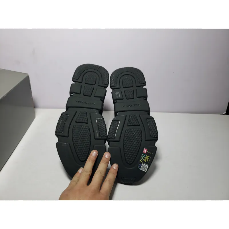 Replica Balenciaga Speed Runner Black