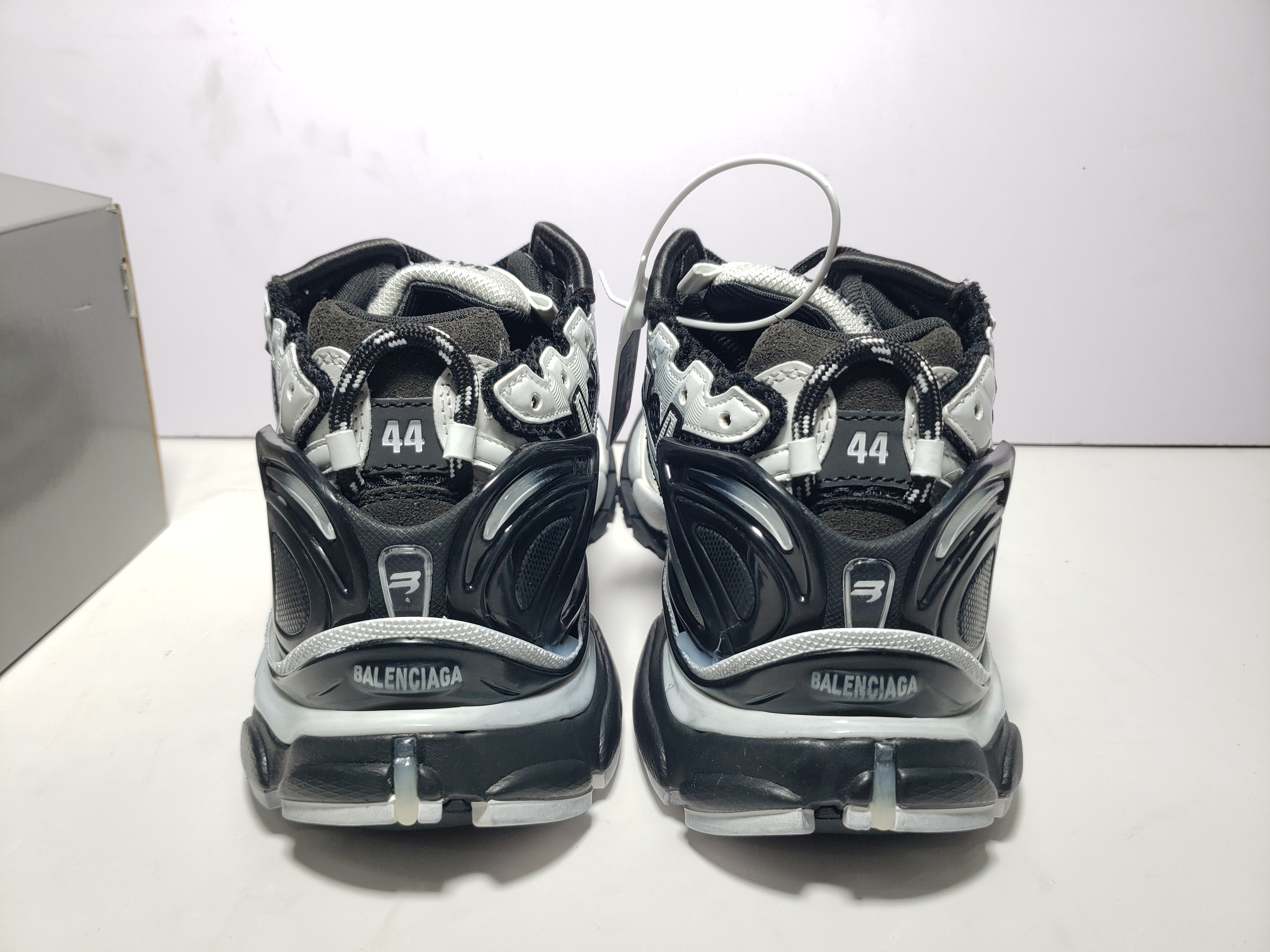 PKGoden Balenciaga Runner Black White