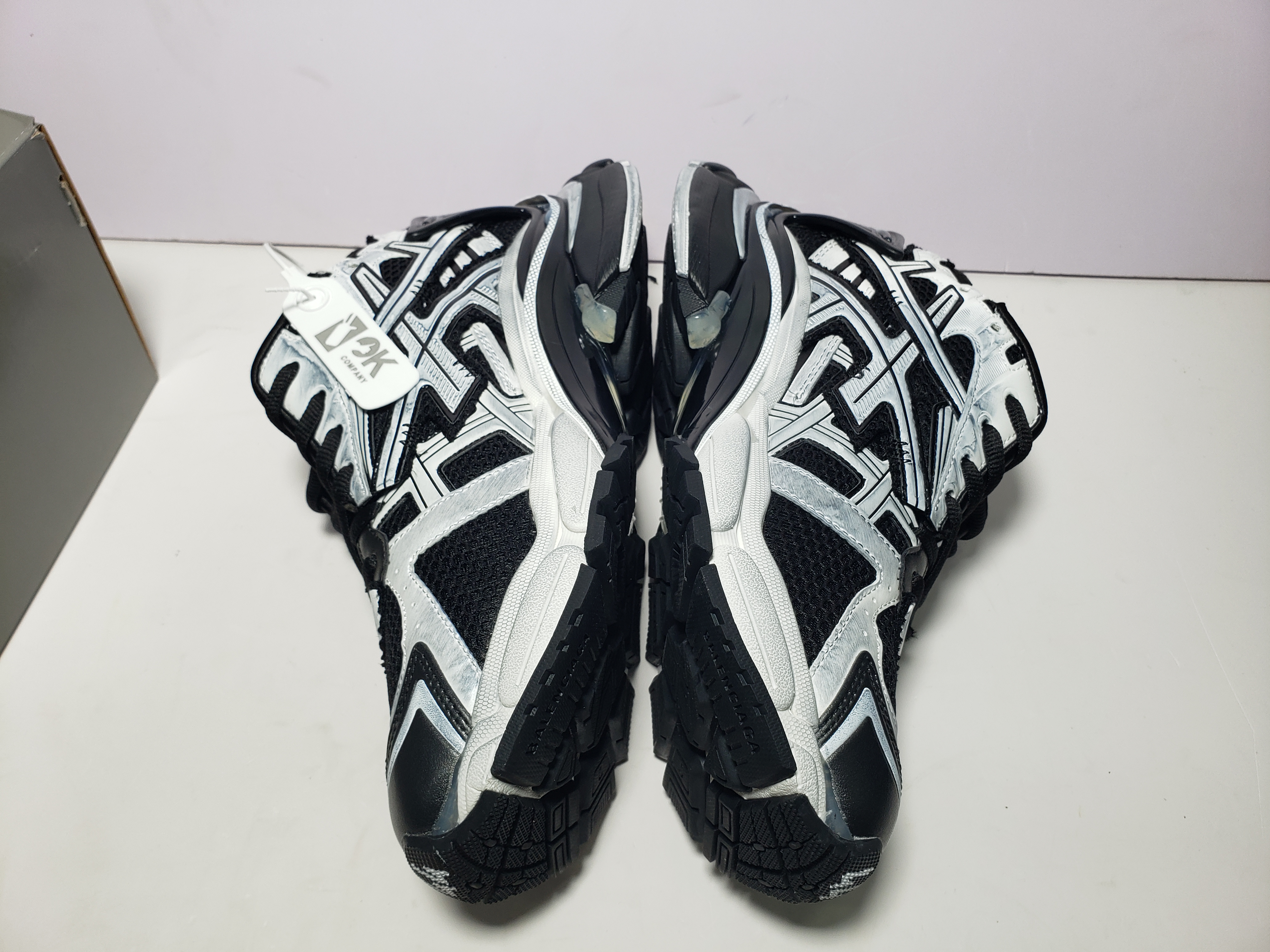 PKGoden Balenciaga Runner Black White