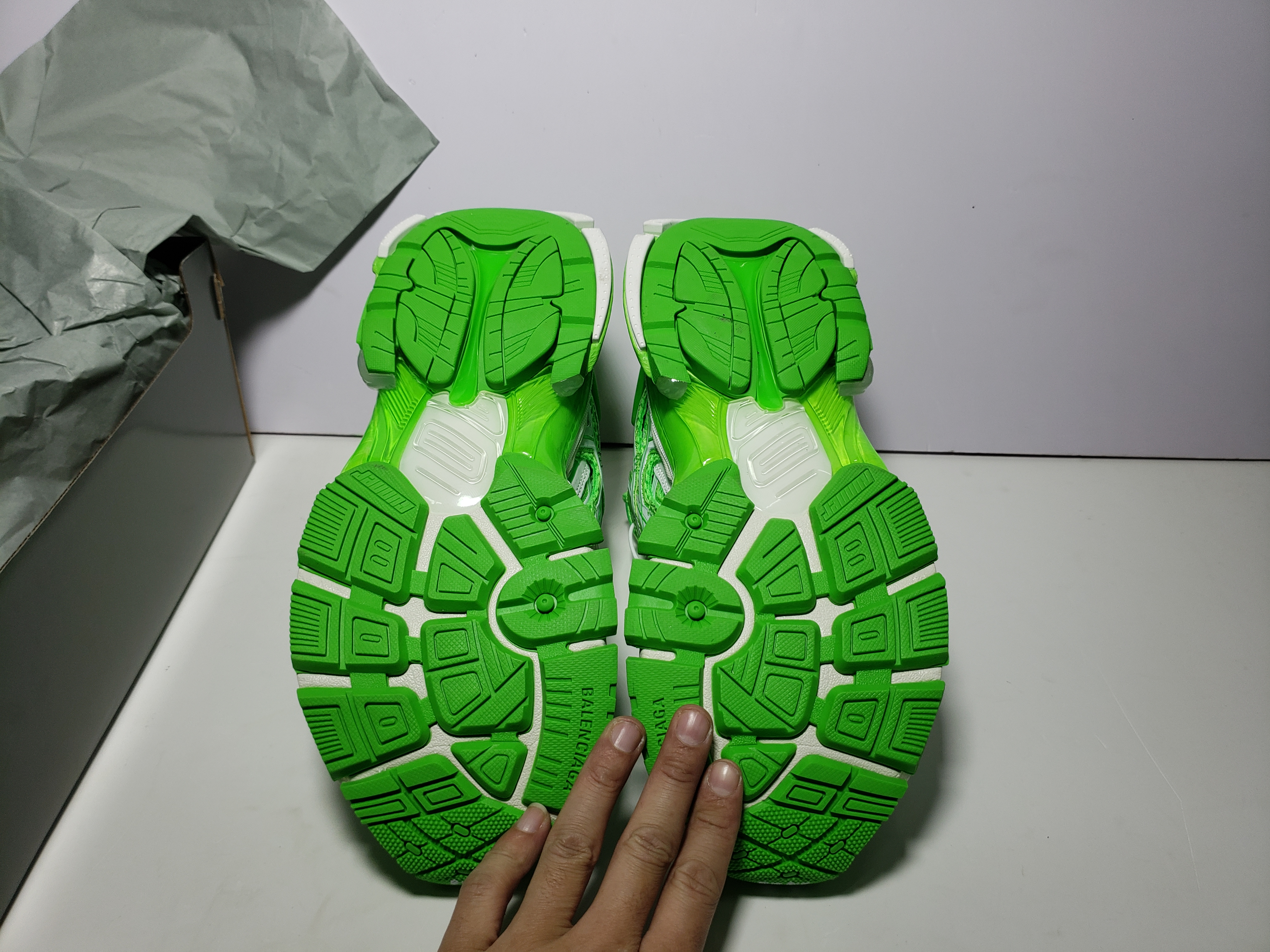 PKGoden Balenciaga Runner White Green,677402 W3RBM 3590