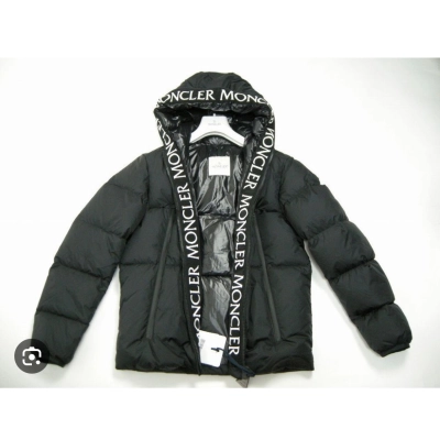 Moncler Montcla  Short Down Jacket 01