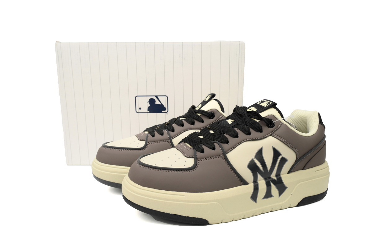 Replica Giày MLB Chunky Liner Basic New York Yankees Brow 3ASXGLB3N-50CGS
