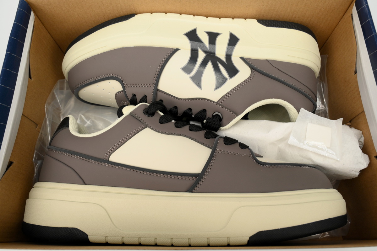 Replica Giày MLB Chunky Liner Basic New York Yankees Brow 3ASXGLB3N-50CGS