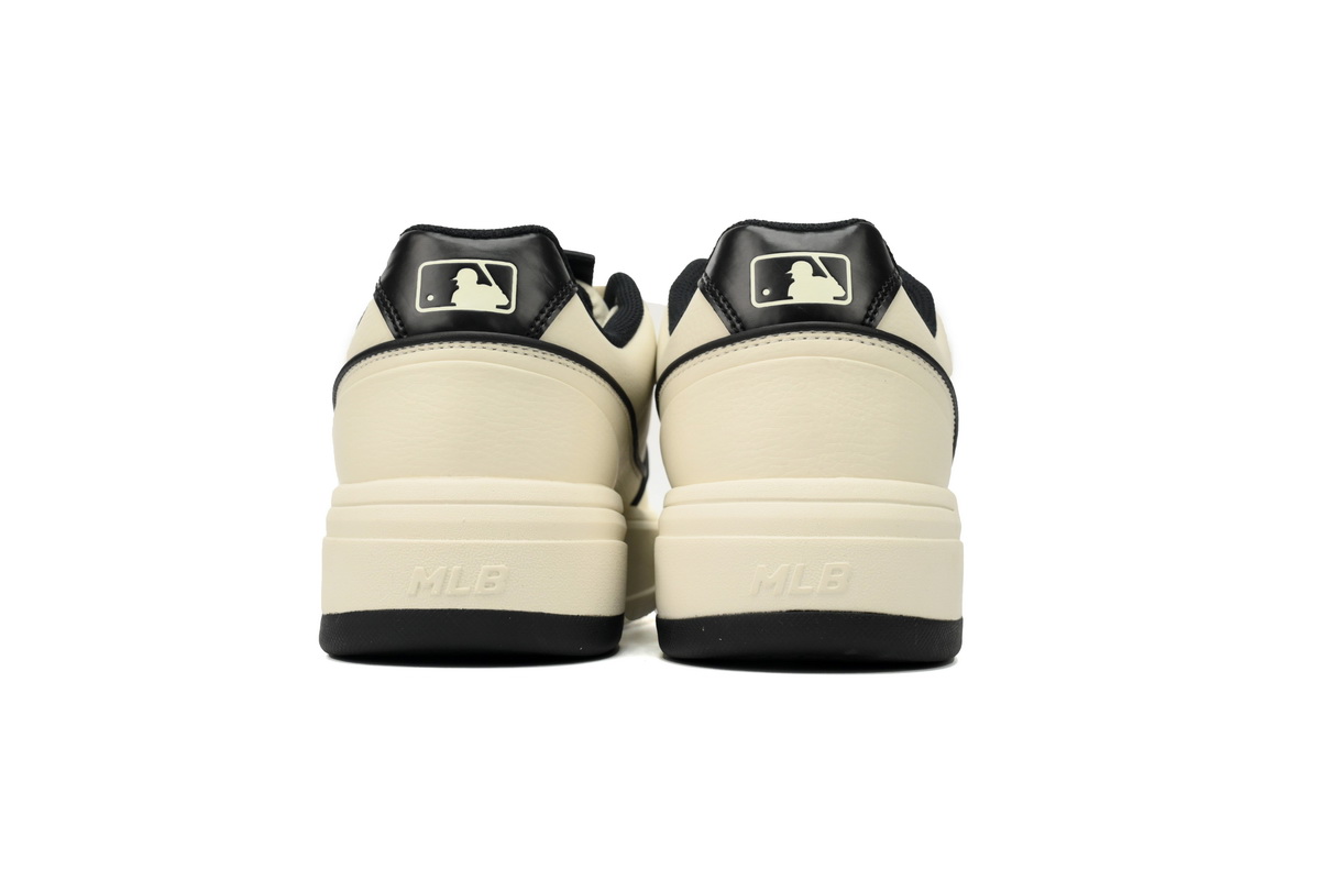 Replica Giày MLB Chunky Liner White Black 3ASXCA12N-50MHS