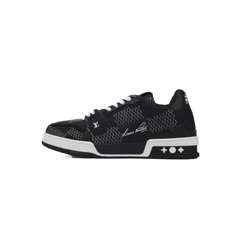 LOUIS VUITTON Trainer Black